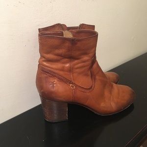 Frye leather ankle boots . Size 7